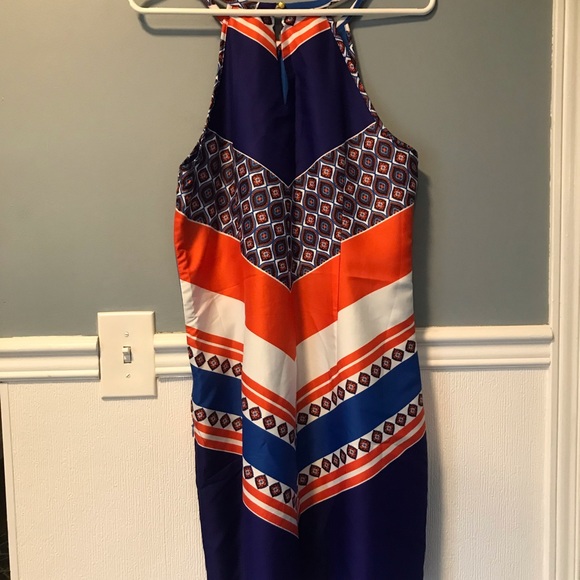 Halter dress size 8p ..multi colour …Banana republic.. - Picture 6 of 7